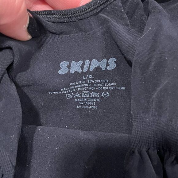 NWOT SKIMS Womens Bodysuit Sculpt Brief Seamless High-Cut Snap Black Size L/XL - Picture 3 of 4